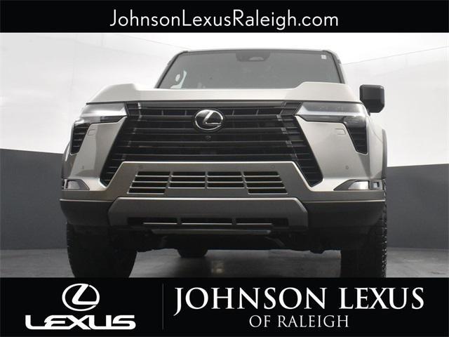 new 2025 Lexus GX 550 car, priced at $76,714