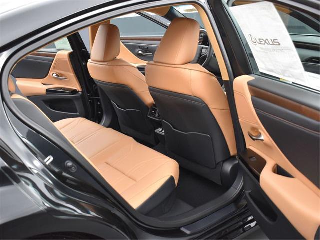 new 2025 Lexus ES 300h car, priced at $54,259