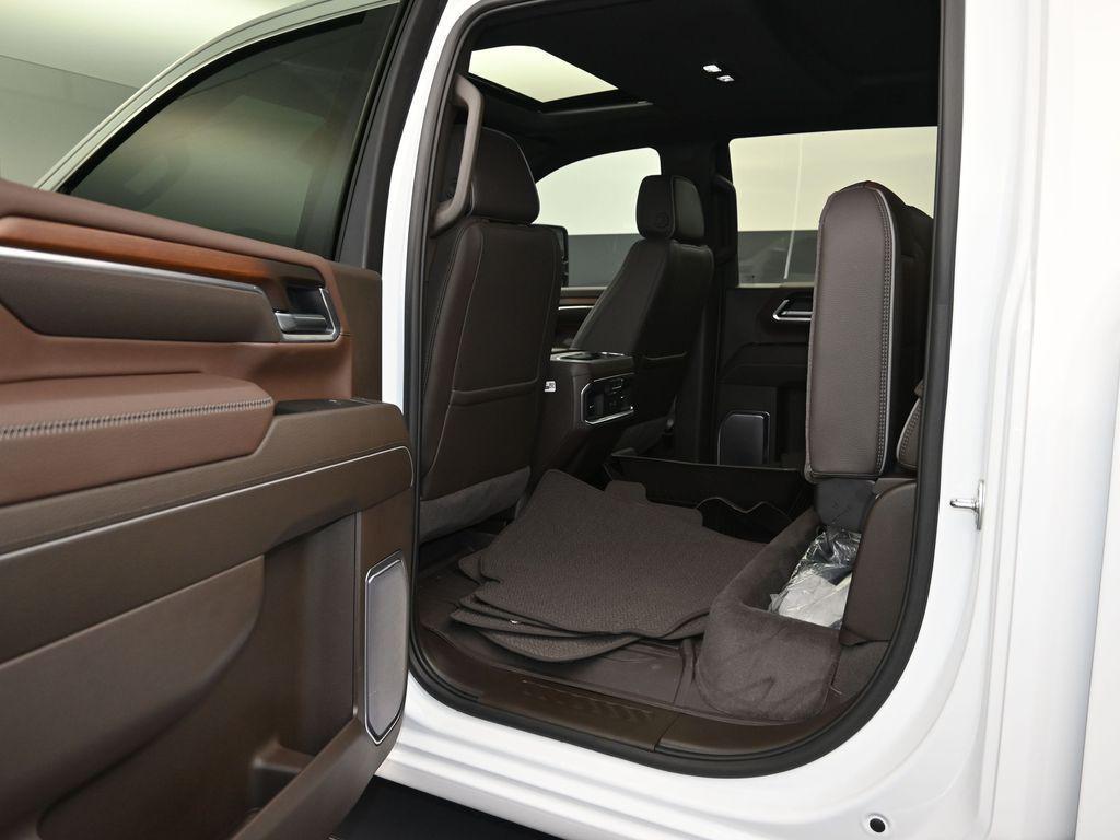 used 2025 GMC Sierra 2500 car, priced at $82,980