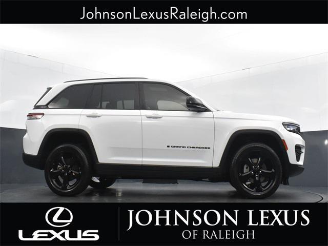 used 2023 Jeep Grand Cherokee car, priced at $29,949