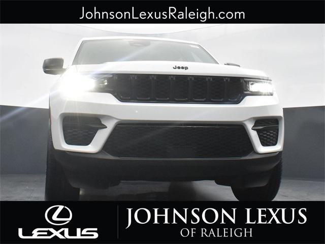 used 2023 Jeep Grand Cherokee car, priced at $29,949