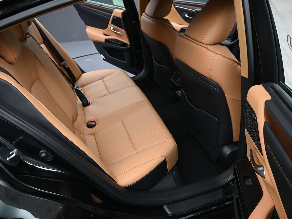 new 2025 Lexus ES 350 car, priced at $55,950