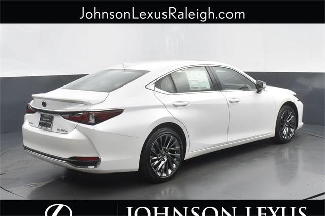 new 2025 Lexus ES 300h car, priced at $57,549