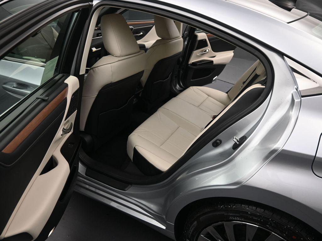 new 2025 Lexus ES 350 car, priced at $56,869