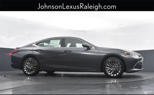 new 2025 Lexus ES 300h car, priced at $54,759