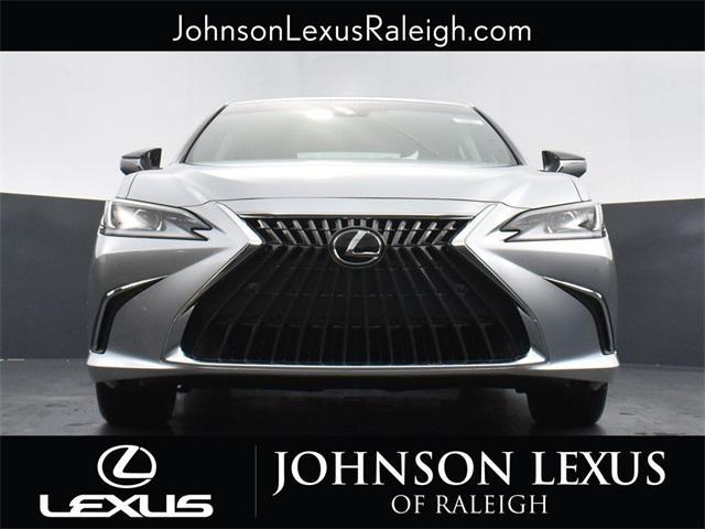 new 2025 Lexus ES 350 car, priced at $48,129