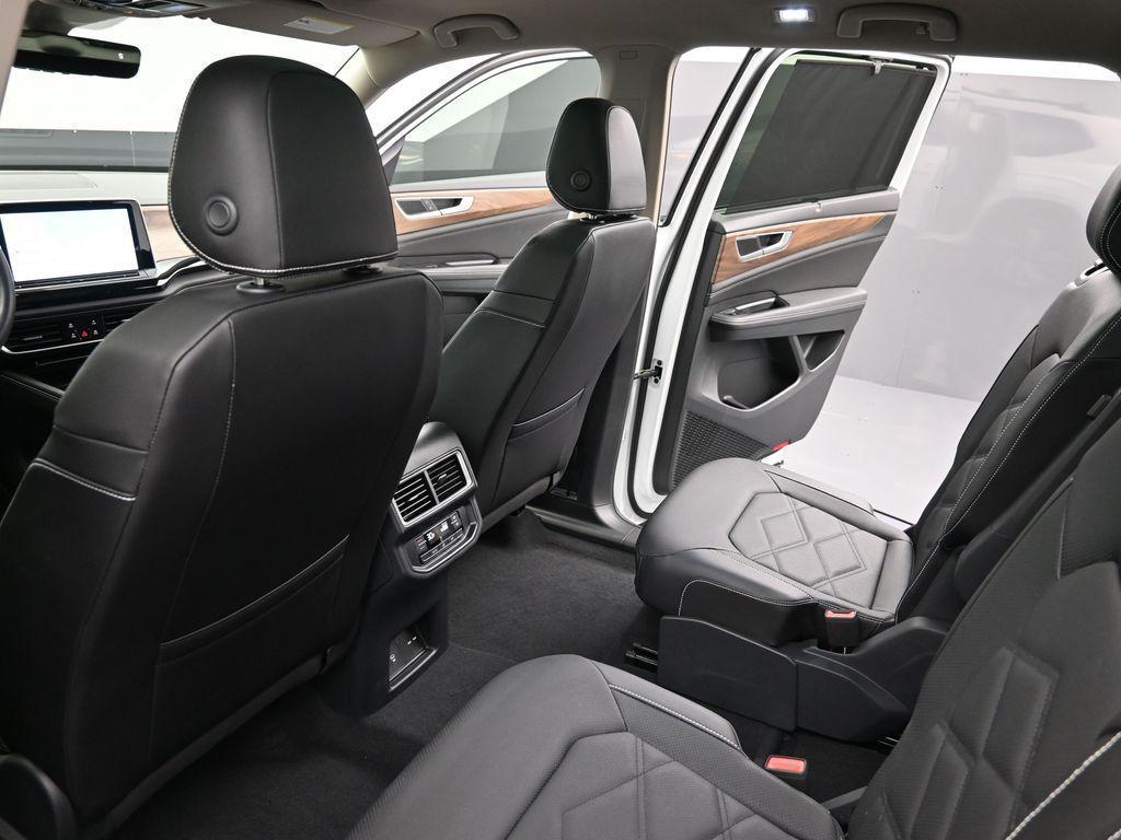 used 2025 Volkswagen Atlas car, priced at $38,995