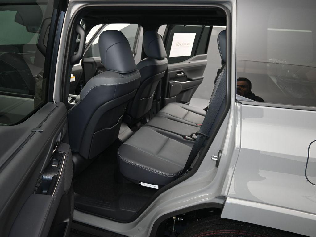 new 2025 Lexus GX 550 car, priced at $86,252