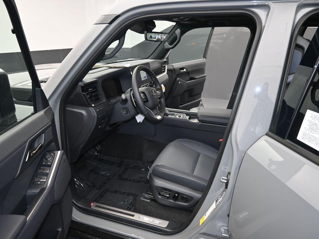 new 2025 Lexus GX 550 car, priced at $86,252