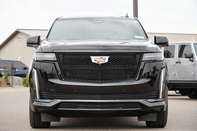 used 2021 Cadillac Escalade ESV car, priced at $54,499