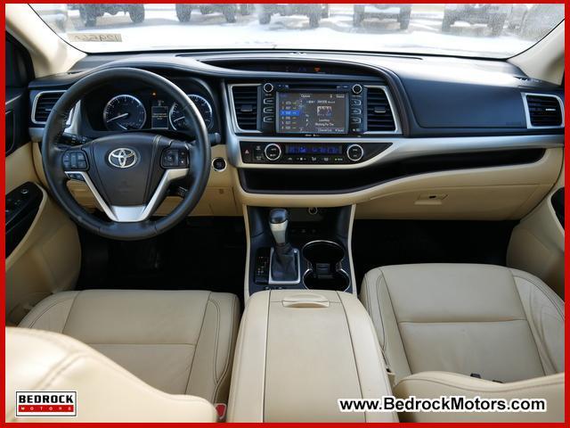 used 2015 Toyota Highlander car, priced at $11,299