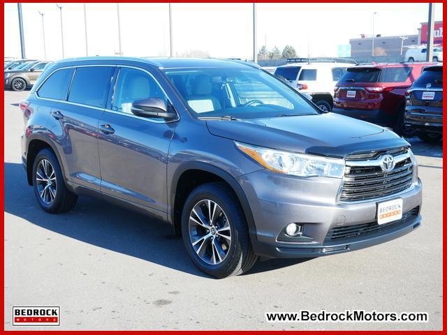 used 2016 Toyota Highlander car, priced at $16,999