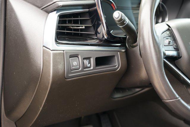 used 2023 Cadillac XT6 car, priced at $29,899