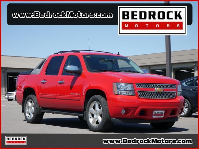used 2012 Chevrolet Avalanche car, priced at $27,999