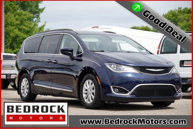 used 2017 Chrysler Pacifica car, priced at $14,899