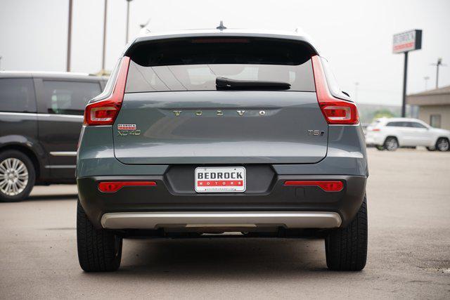 used 2020 Volvo XC40 car, priced at $17,199