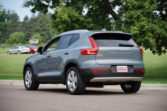 used 2020 Volvo XC40 car, priced at $17,199