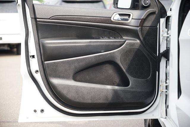 used 2014 Jeep Grand Cherokee car, priced at $15,999