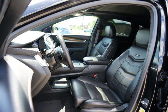 used 2017 Cadillac XT5 car, priced at $18,799
