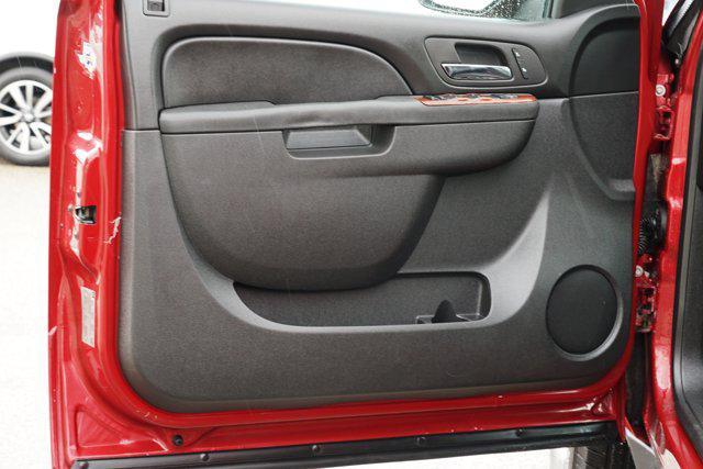 used 2013 GMC Yukon XL car, priced at $13,999