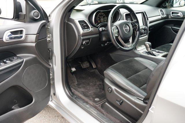 used 2017 Jeep Grand Cherokee car, priced at $13,799