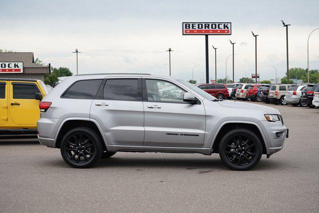 used 2017 Jeep Grand Cherokee car, priced at $13,799