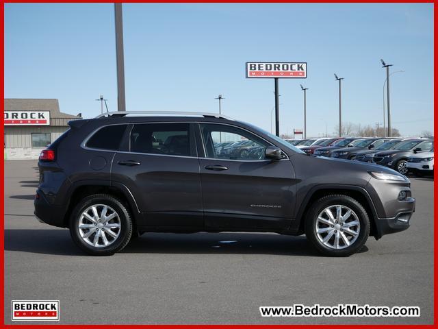 used 2017 Jeep Cherokee car, priced at $18,099