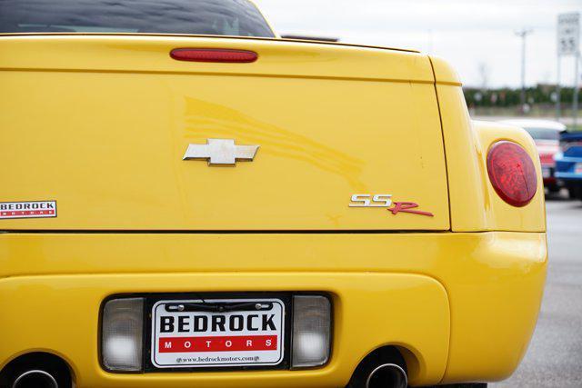 used 2004 Chevrolet SSR car, priced at $21,799