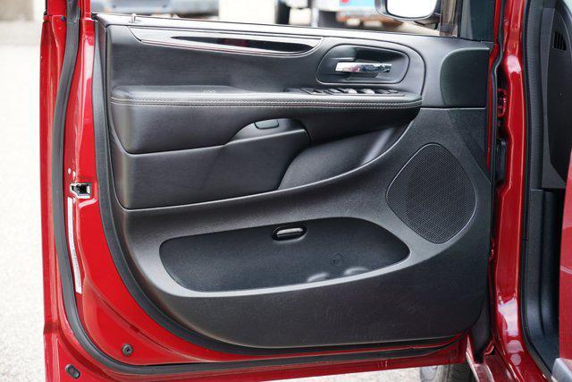 used 2015 Chrysler Town & Country car, priced at $10,799