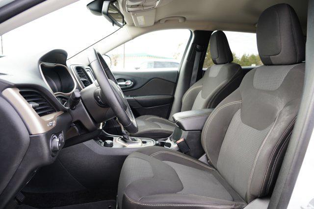 used 2015 Jeep Cherokee car, priced at $12,199