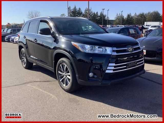 used 2019 Toyota Highlander car, priced at $29,599