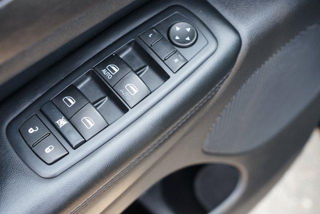 used 2015 Jeep Grand Cherokee car, priced at $16,999