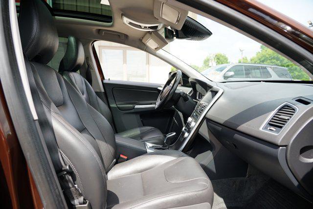 used 2016 Volvo XC60 car, priced at $15,399