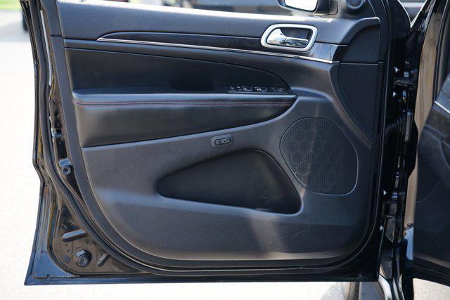 used 2017 Jeep Grand Cherokee car, priced at $15,699