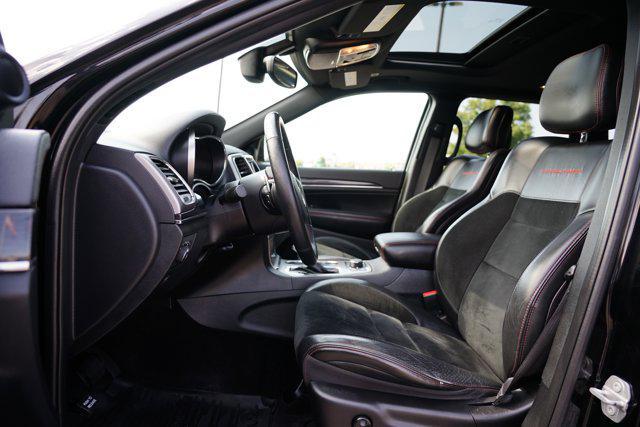 used 2017 Jeep Grand Cherokee car, priced at $15,699