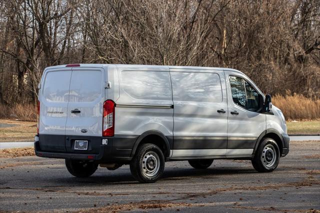 used 2022 Ford Transit-250 car, priced at $21,900