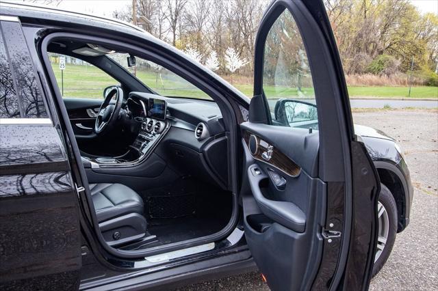 used 2020 Mercedes-Benz GLC 300 car, priced at $22,900