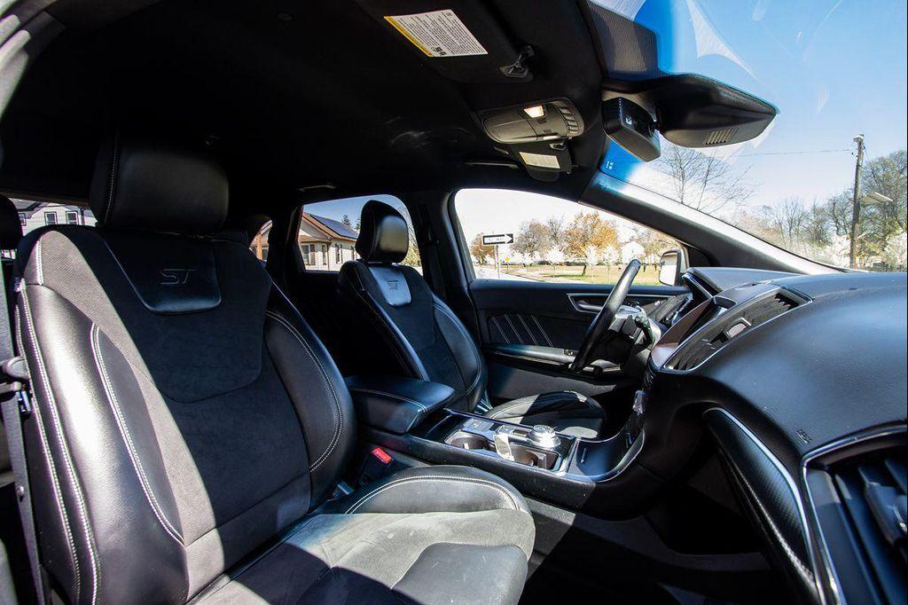 used 2019 Ford Edge car, priced at $14,900
