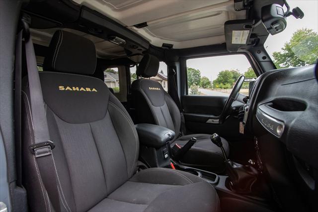 used 2015 Jeep Wrangler Unlimited car, priced at $16,900