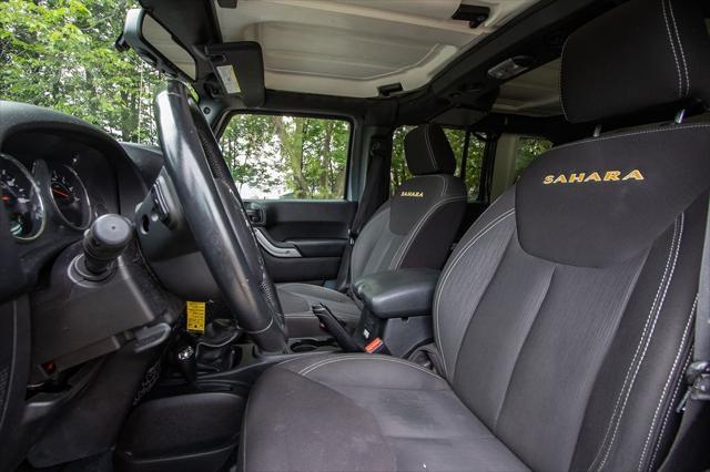 used 2015 Jeep Wrangler Unlimited car, priced at $16,900