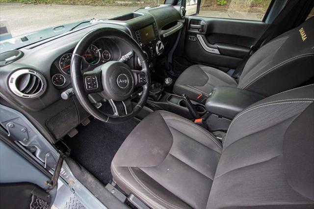 used 2015 Jeep Wrangler Unlimited car, priced at $16,900