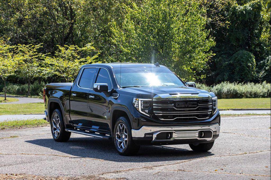 used 2022 GMC Sierra 1500 car, priced at $38,900