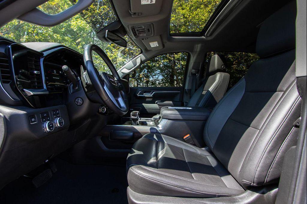 used 2022 GMC Sierra 1500 car, priced at $38,900