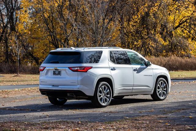 used 2020 Chevrolet Traverse car, priced at $22,900