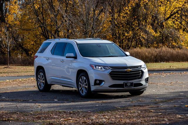 used 2020 Chevrolet Traverse car, priced at $22,900