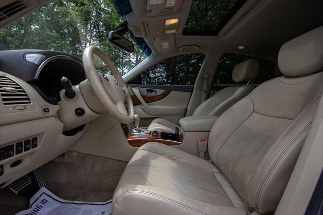 used 2015 INFINITI QX70 car, priced at $15,900