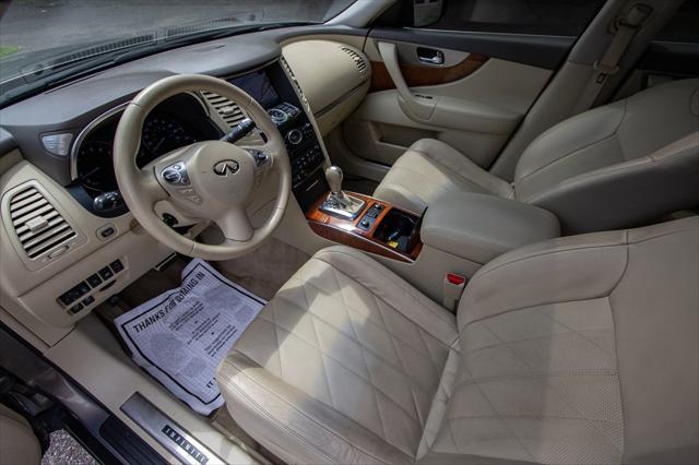 used 2015 INFINITI QX70 car, priced at $15,900