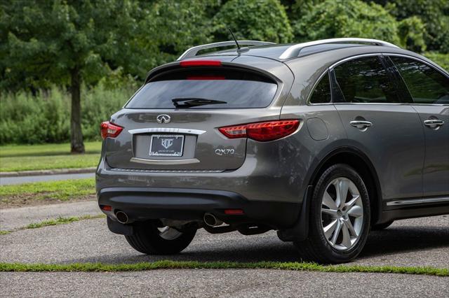 used 2015 INFINITI QX70 car, priced at $15,900