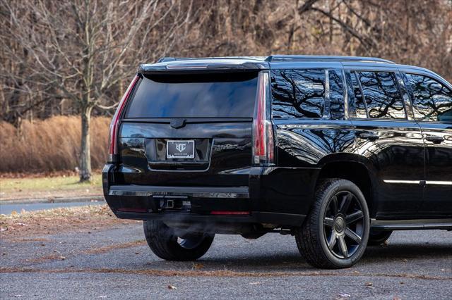 used 2015 Cadillac Escalade car, priced at $23,900