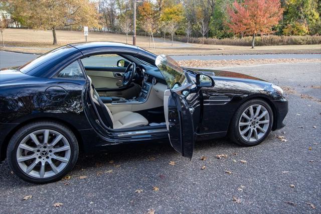 used 2018 Mercedes-Benz SLC 300 car, priced at $21,900